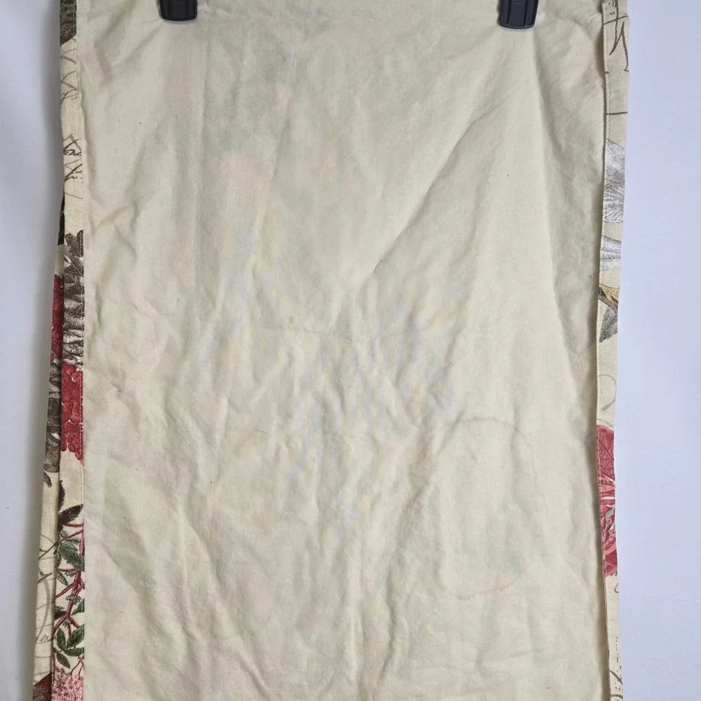Pottery Barn Amaryllix Winter Bird Botanical Table Runner 18